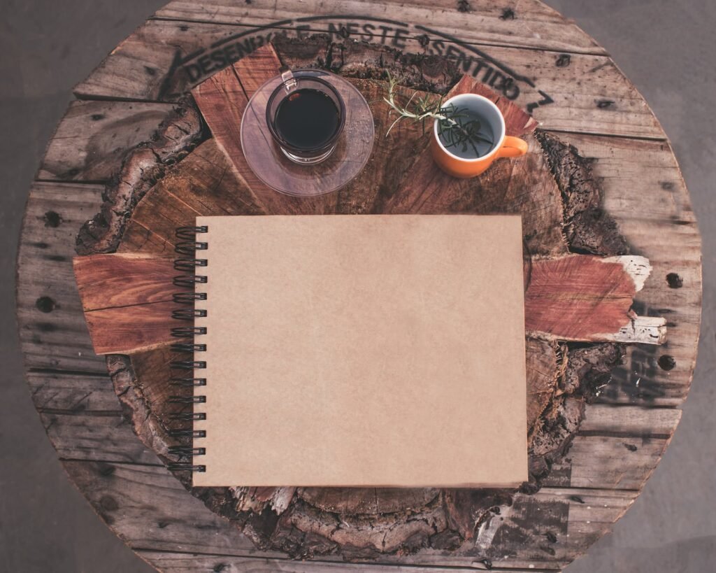 Como lidar com bloqueio criativo no RPG (A Luluzinha) - Dicas - RPG - Mestre Charles Corrêa - - Como lidar com bloqueio criativo no RPG (A Luluzinha) - O bloqueio criativo também pode acontecer dentro do RPG e aqui eu te dou algumas ideias de como superar isso.